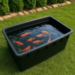 Vasca mastellone plastica nera con pesci rossi da giardino 250L