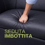 Dettaglio seduta imbottita divano a pozzetto in ecopelle nera, comfort e morbidezza