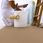 Rotolo cartone ondulato per protezione pavimento durante lavori di pittura