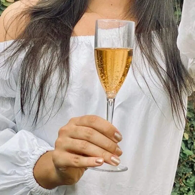 flute-fotolifestyle Flute champagne plastica con prosecco ideale per feste eventi e brindisi