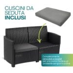 Cuscini seduta inclusi e rimovibili su divano in rattan antracite, lavabili per facile pulizia