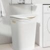 Cesto portabiancheria bianco effetto rattan 55L con coperchio per bagno o lavanderia
