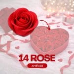 scatola a forma di cuore rose Dettaglio rose rosse artificiali effetto velluto nella scatola cuore