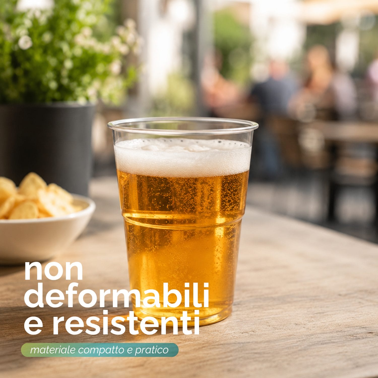 Bicchiere rigido trasparente resistente e indeformabile per bevande fredde