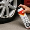 Utilizzo spray gonfia e ripara gomme 300ml per gonfiare e sigillare pneumatico auto