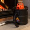 Aspiracenere elettrico Paluplus 20 litri per camini e stufe a pellet con coperchio arancione
