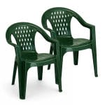 Sedia da giardino in plastica verde con braccioli, impilabile per esterno