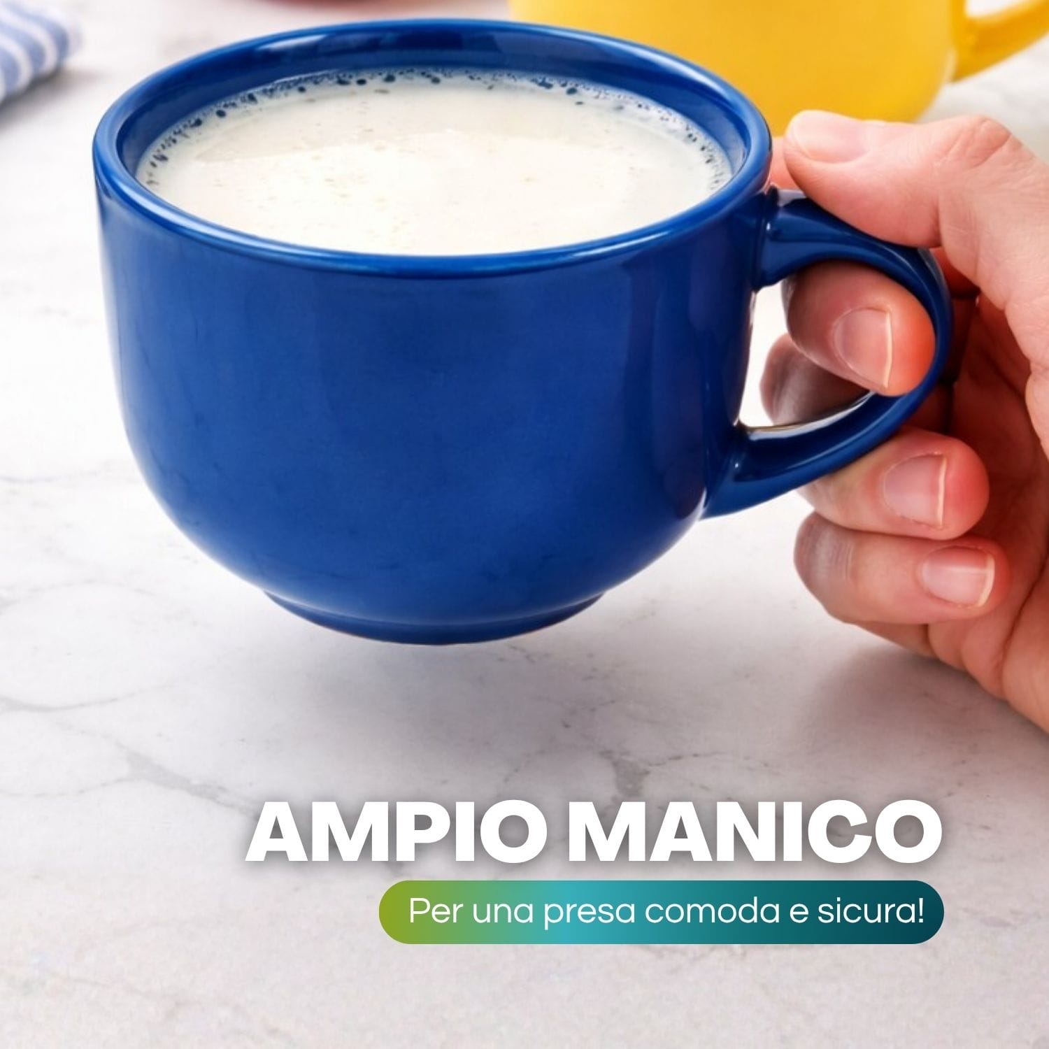 Tazza blu con manico ergonomico per bevande calde Tazza da latte blu in porcellana con bevanda calda e manico ampio impugnato da una mano